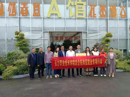 说明: abf14b009fcf0956fdb16f41e52aceb