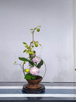 说明: 图2-5-8篮花作品8