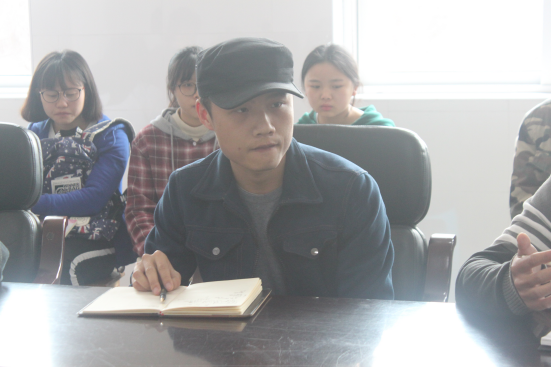 分院学生会主席毛逸发言 分院学生会主席毛逸发言