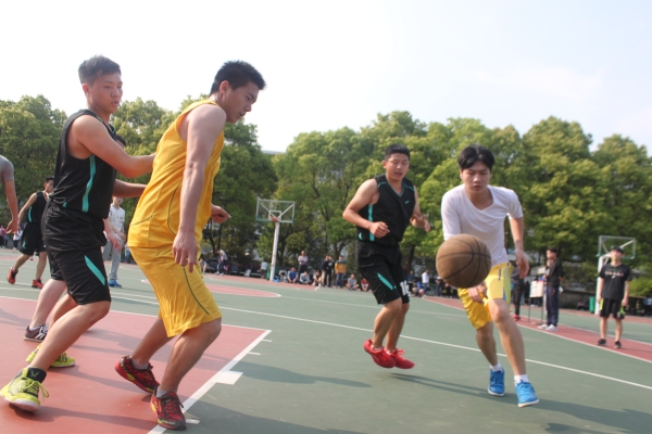 你攻我守