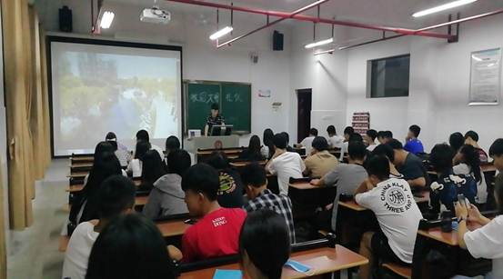 说明: 865F59ACF21483486CB69E274EBF94D8