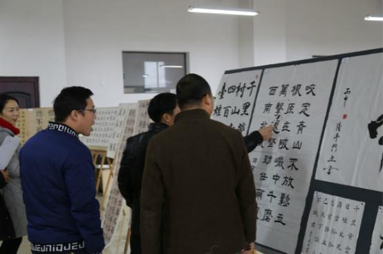 评委老师对书法类作品现场评分 评委老师对书法类作品现场评分