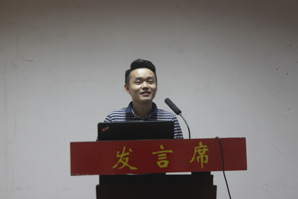 学生干部竞选